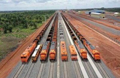 Guinée: les premiers trains de voyageurs attendus sur le Trans-guinéen en 2027