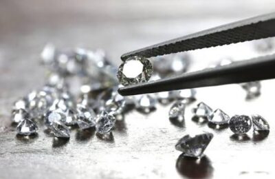 Vietnam : une affaire de diamants frelatés plonge les bijoutiers dans la crise