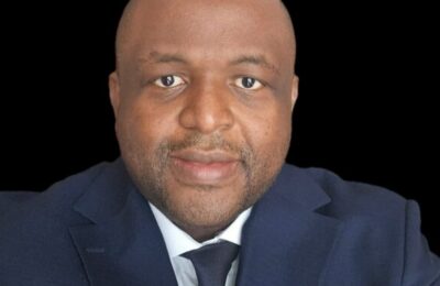 Les actions de la Dangote Refinery seront listées pour la première fois sur la bourse de Lagos en octobre 2026. Est-il temps pour la Guinée d’avoir sa Bourse de valeurs ?