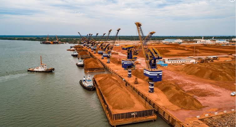 Bauxite-alumine : la Guinée a exporté plus de 4 millions de tonnes du 5 au 11 octobre