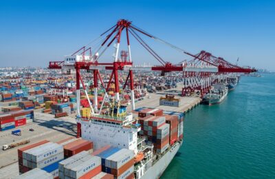 Transport maritime et logistique : les délais d&rsquo;attente au port de Conakry passent de 30 à 15 jours